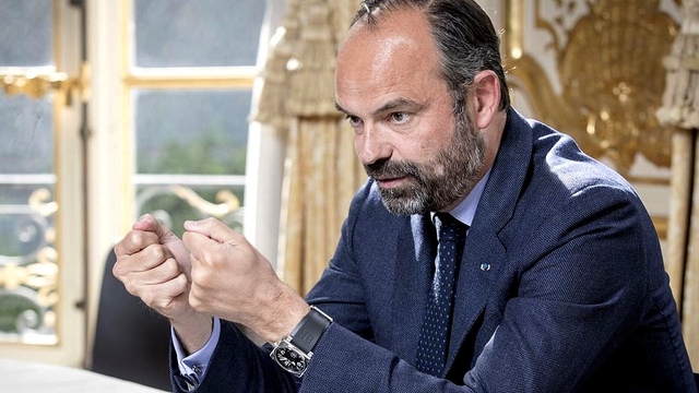 Édouard Philippe, dans son bureau à Matignon, le 10 mai. - Crédits photo : FRANCOIS BOUCHON/François Bouchon / Le Figaro Edouard Philippe-Matignon