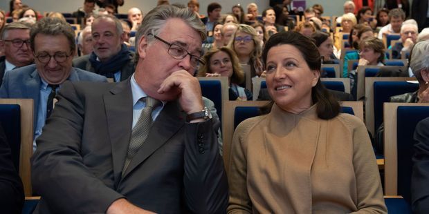 Jean-Paul Delevoye, le M. retraites d'Emmanuel Macron, au côté de la ministre de la Santé et des Affaires sociales Agnès Buzyn, qui sera chargée de porter le projet de loi. (© Sipa)