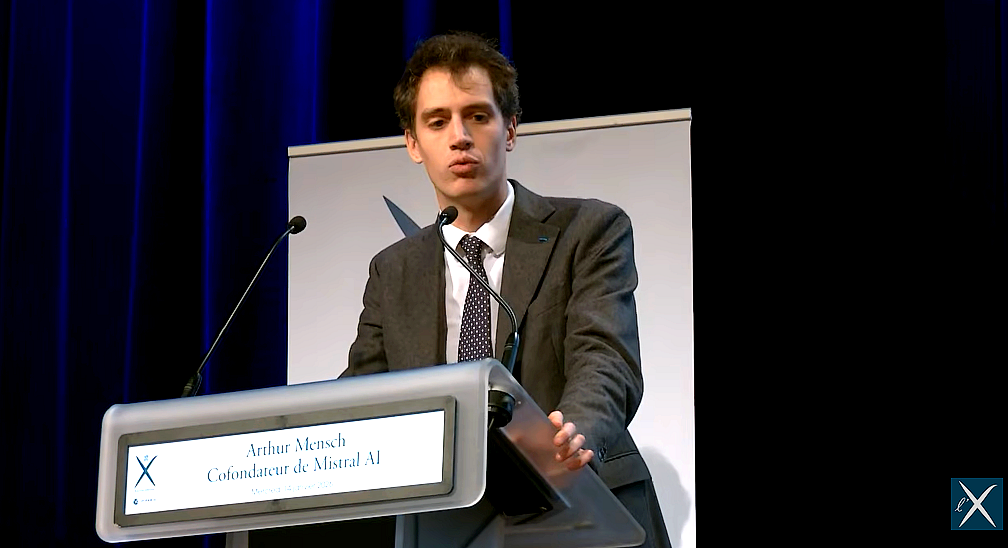 Conférence d'Arthur Mensch, cofondateur et pdg de Mistral AI, à l'École polytechnique.